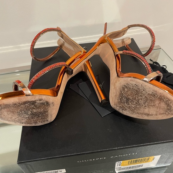 Giuseppe Zanotti Harmony Crystal Sandals - Picture 4 of 13